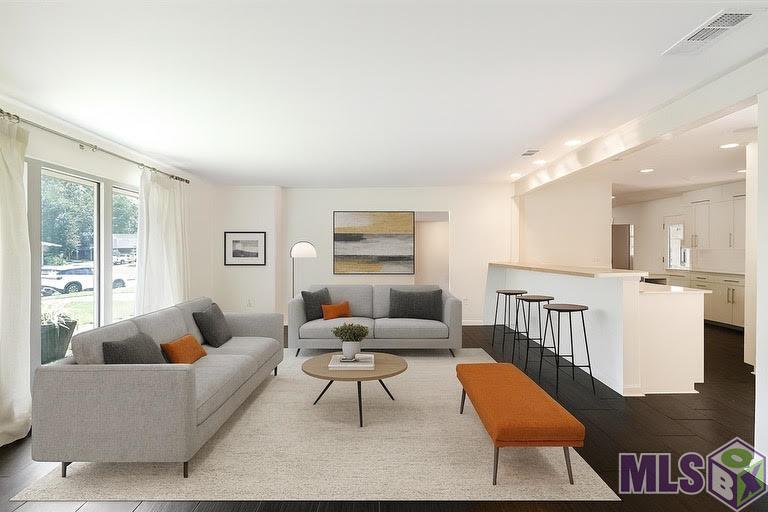 virtually staged picture