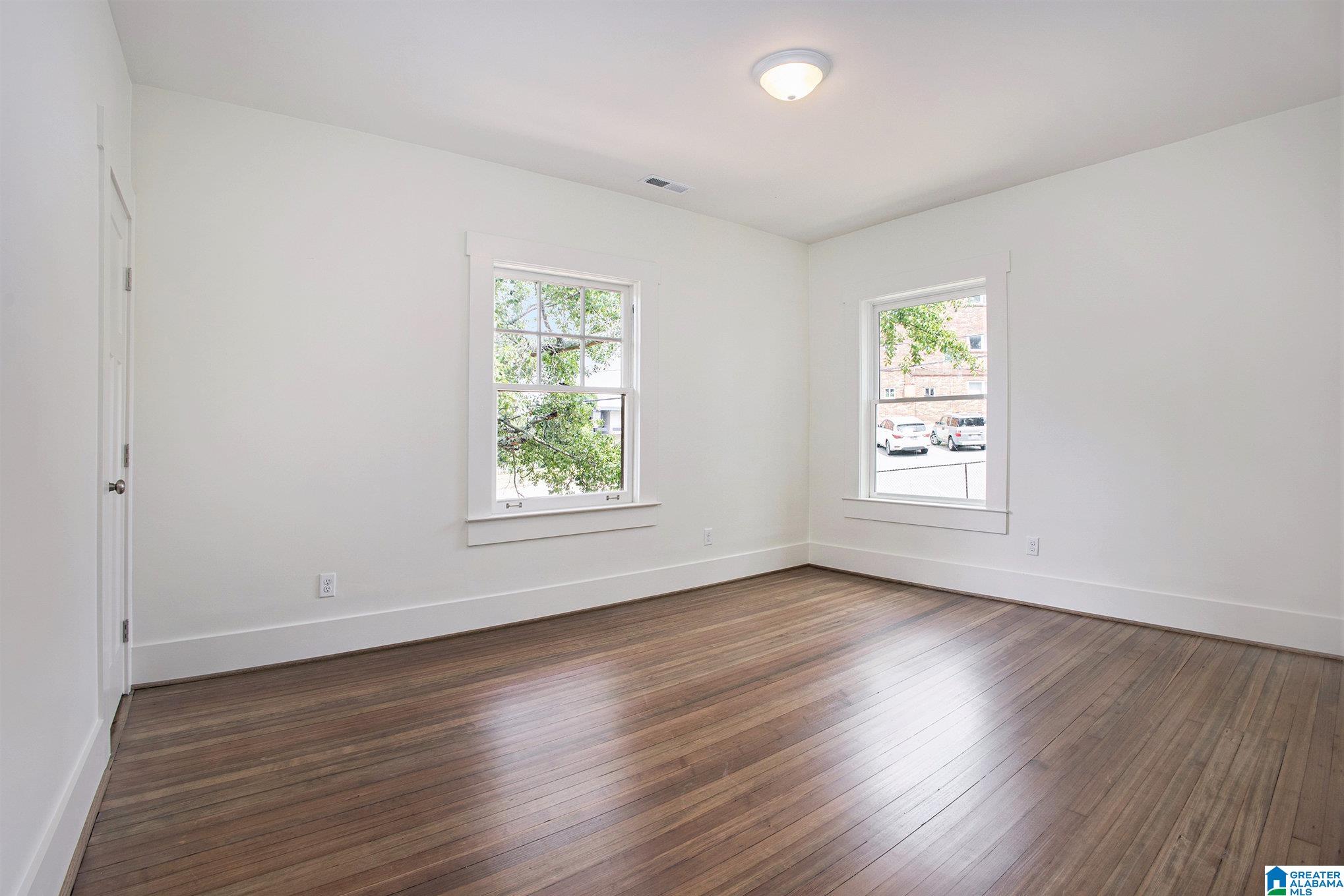 2984 Rhodes Circle South Birmingham, AL 35205 - Photo 34 of 39