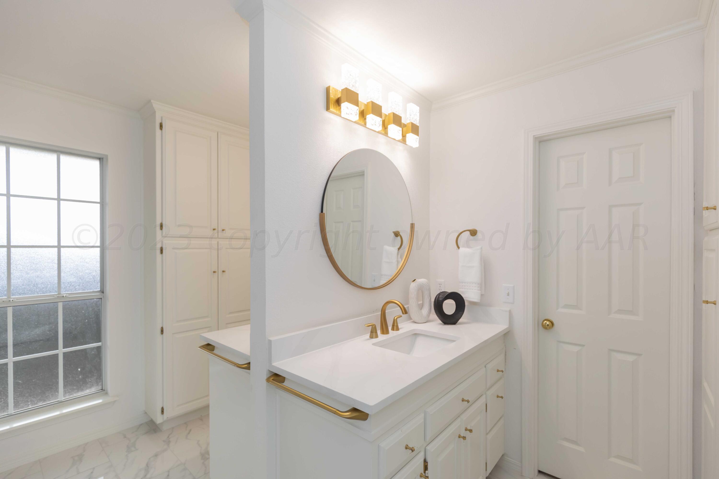 4 Doral Drive Amarillo, TX 79124 - Photo 28 of 52 MASTER BATH VIEW 1