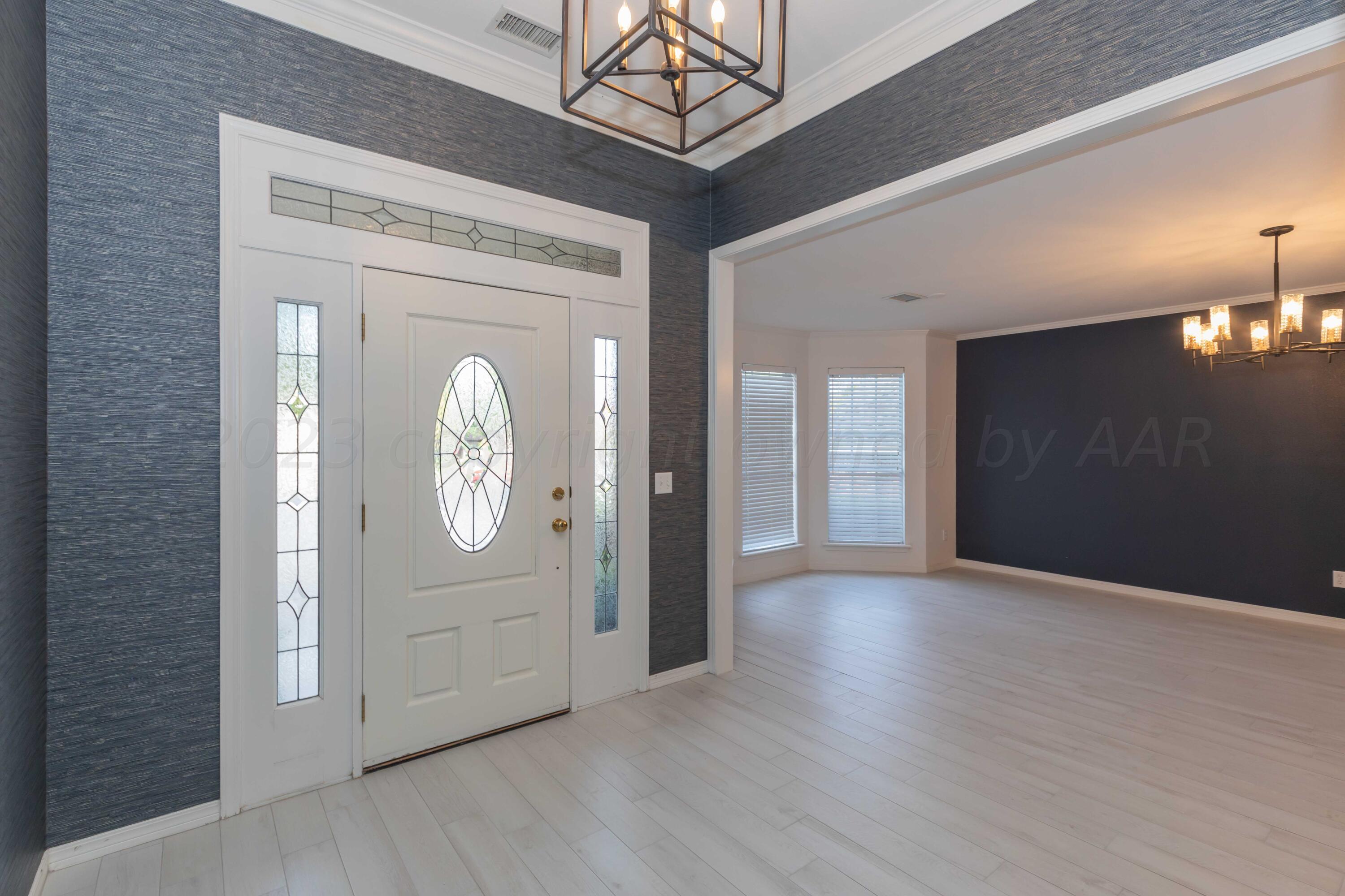 4 Doral Drive Amarillo, TX 79124 - Photo 3 of 52 ENTRY VIEW 2