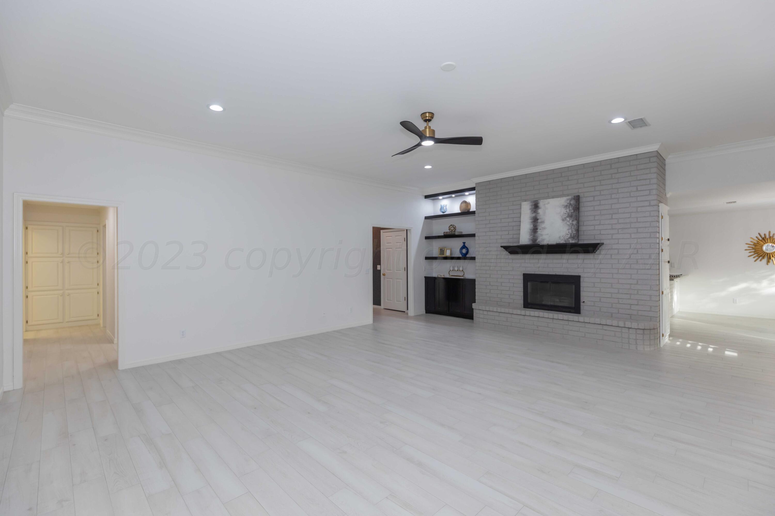 4 Doral Drive Amarillo, TX 79124 - Photo 9 of 52 LIVING ROOM VIEW 2