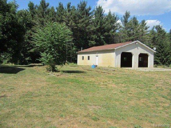 1765 South Decker Road Marlette, MI 48453 - Photo 3 of 11 3.jpg