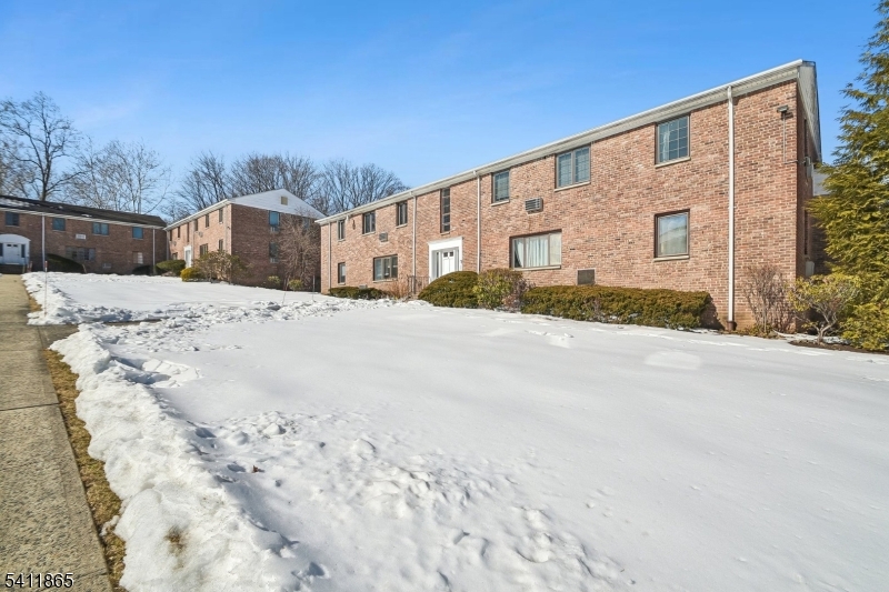 16 Troy Drive, Unit 1 Springfield, NJ 07081 - Photo 14 of 17