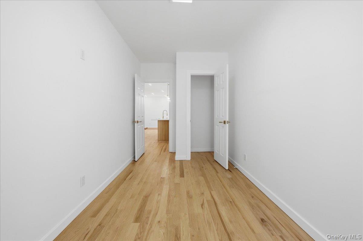 2407 Butler Place Bronx, NY 10461 - Photo 31 of 39