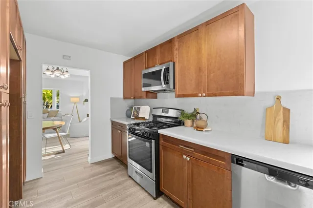 $829,000 | 1410 South Olive Street, Santa Ana, CA 92707