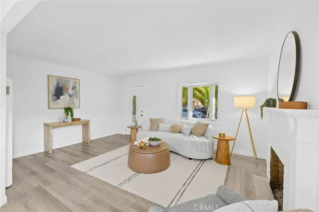 $829,000 | 1410 South Olive Street, Santa Ana, CA 92707