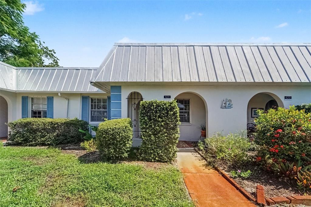 4211 Regal Place, Unit 3 New Port Richey, FL 34652 - Photo 1 of 10