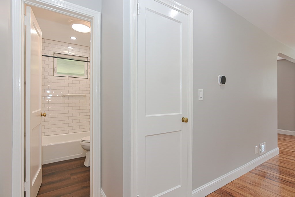 13 MacArthur Road Natick, MA 01760 - Photo 23 of 36 Gallery Image 23