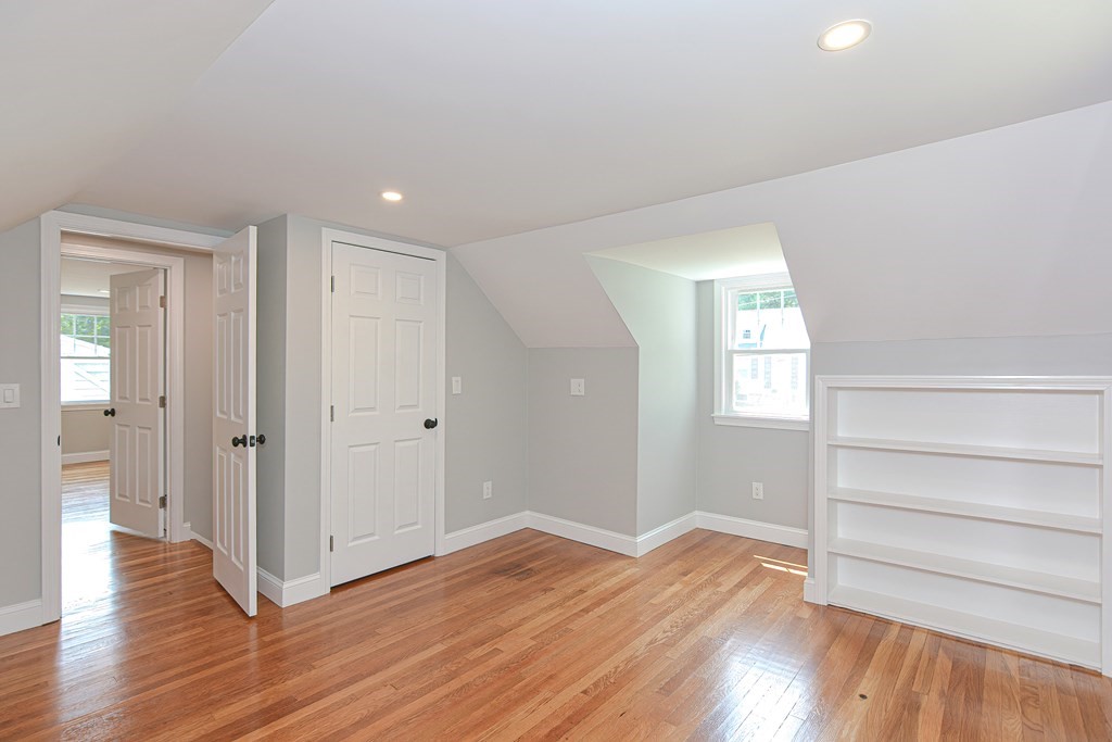 13 MacArthur Road Natick, MA 01760 - Photo 30 of 36 Gallery Image 30