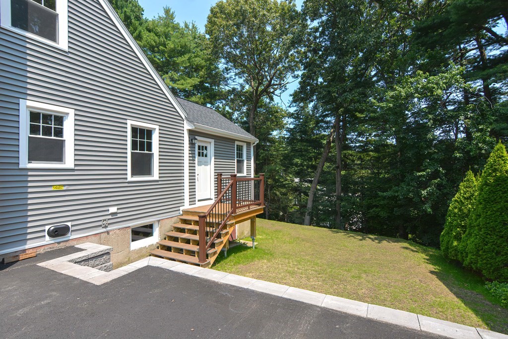 13 MacArthur Road Natick, MA 01760 - Photo 3 of 36 Gallery Image 3