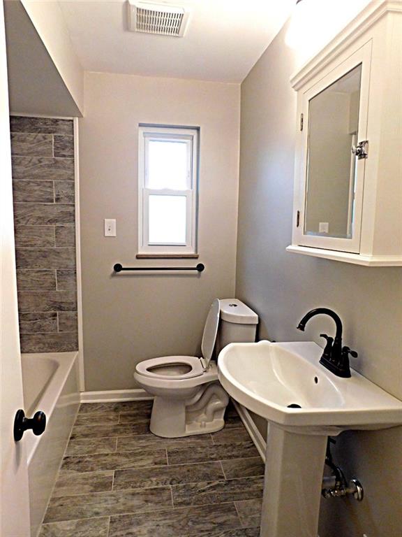 26 Porters Hollow Road Coraopolis, PA 15108 - Photo 13 of 25 Brand new full bath
