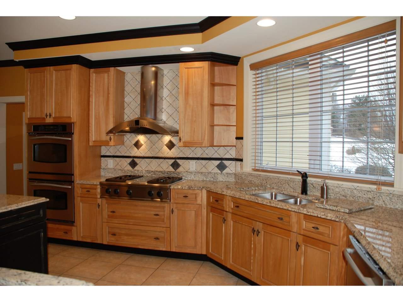 115 Overlake View, Unit 29 Williston, VT 05495 - Photo 14 of 38
