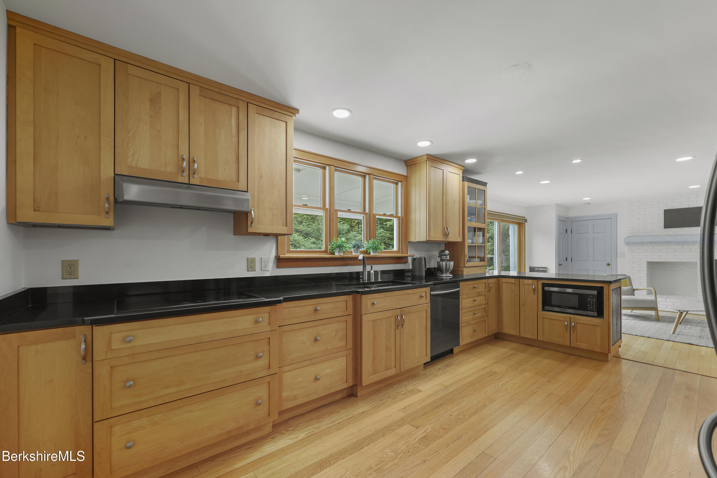 888 Hancock Road Williamstown, MA 01267 - Photo 33 of 78 160 Kitchen