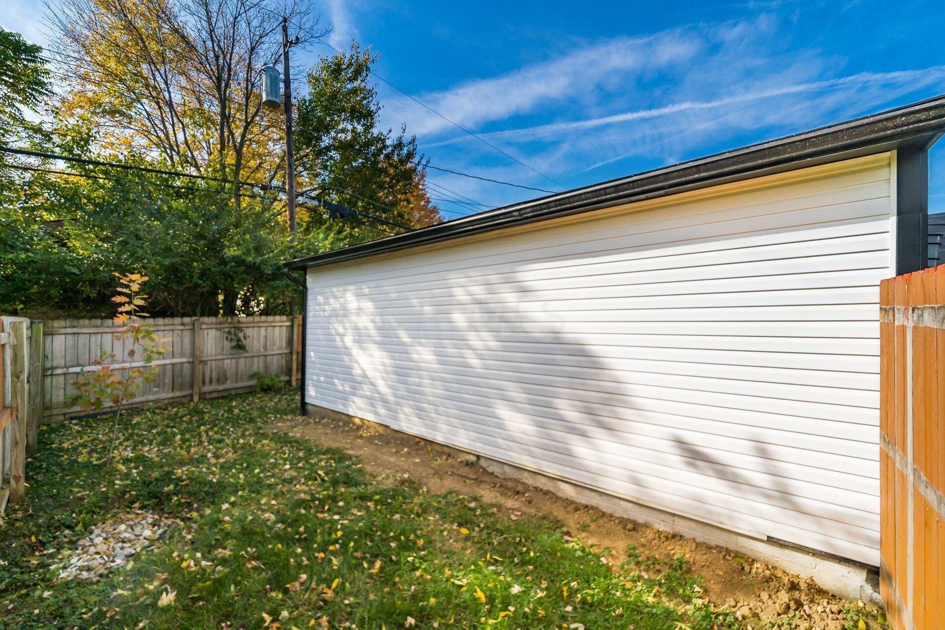 4495 Avery Road Hilliard, OH 43026 - Photo 37 of 41 Back view