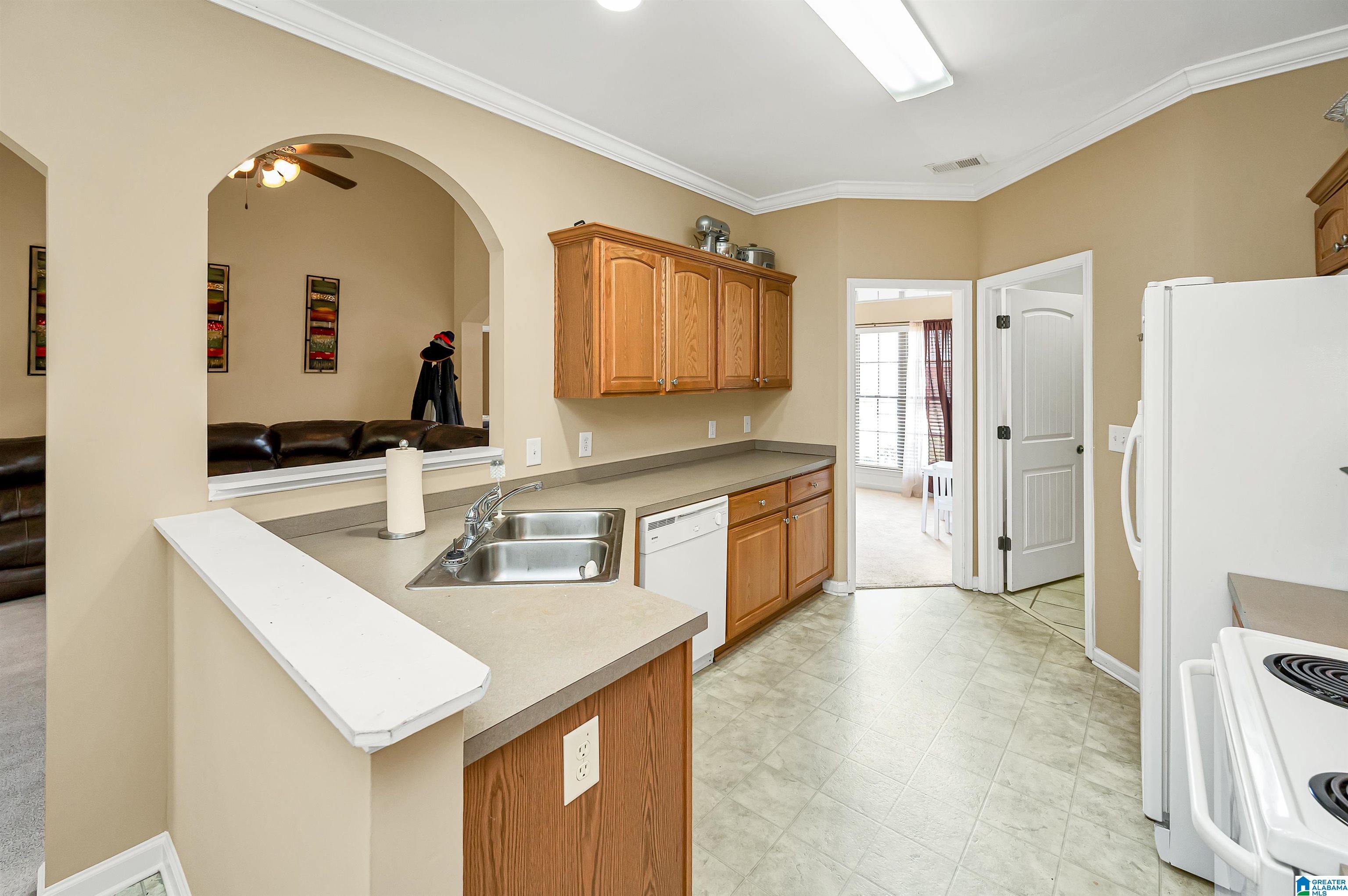 5321 Summerset Way Bessemer, AL 35022 - Photo 12 of 34