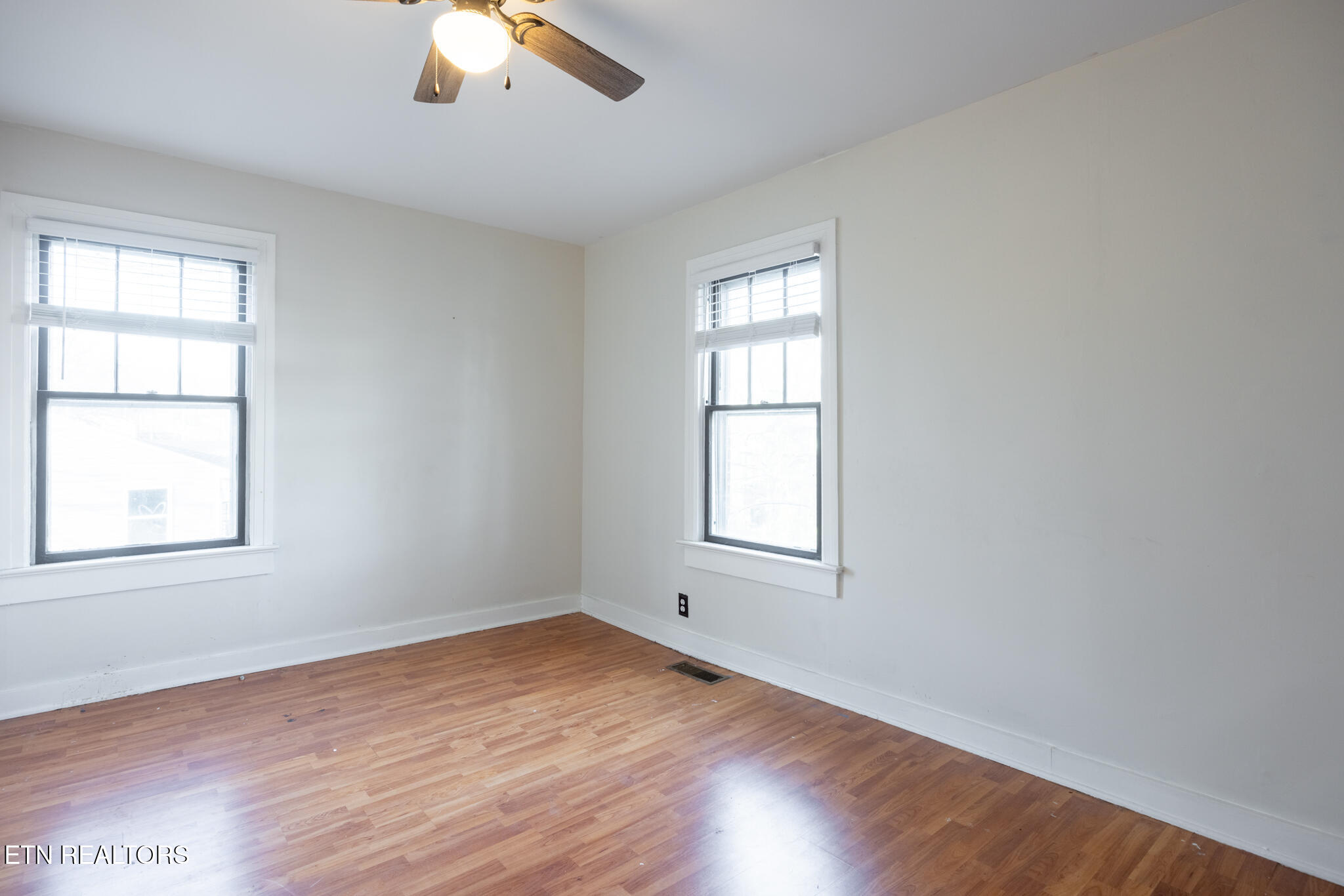 110 Kilgore Street Athens, TN 37303 - Photo 14 of 19 014