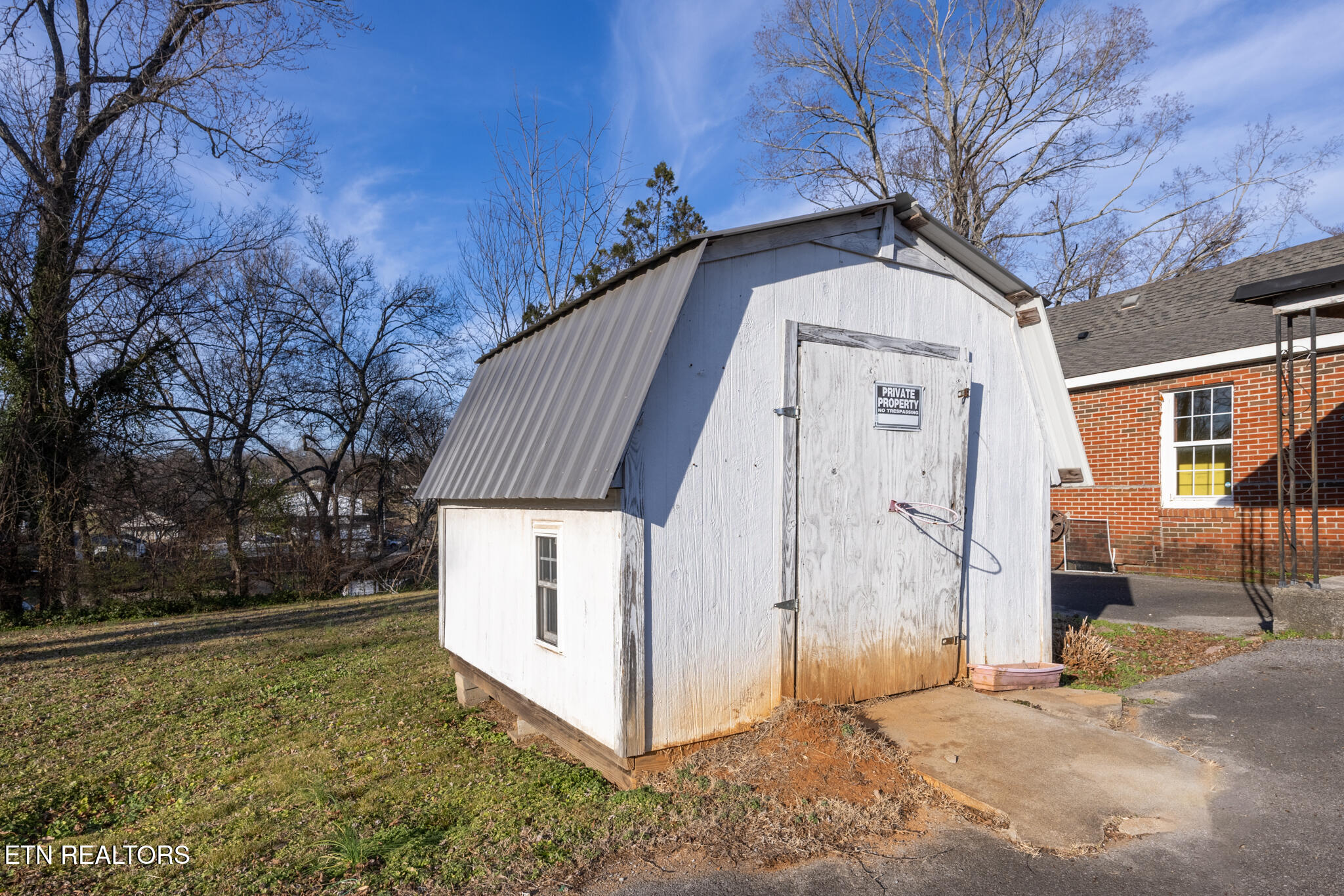 110 Kilgore Street Athens, TN 37303 - Photo 4 of 19 004