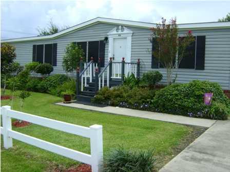 910 Troy Road New Iberia, LA 70563 - Photo 1 of 8 Primary Photo