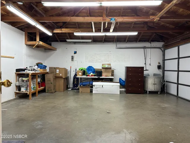 a view of a storage & utility room