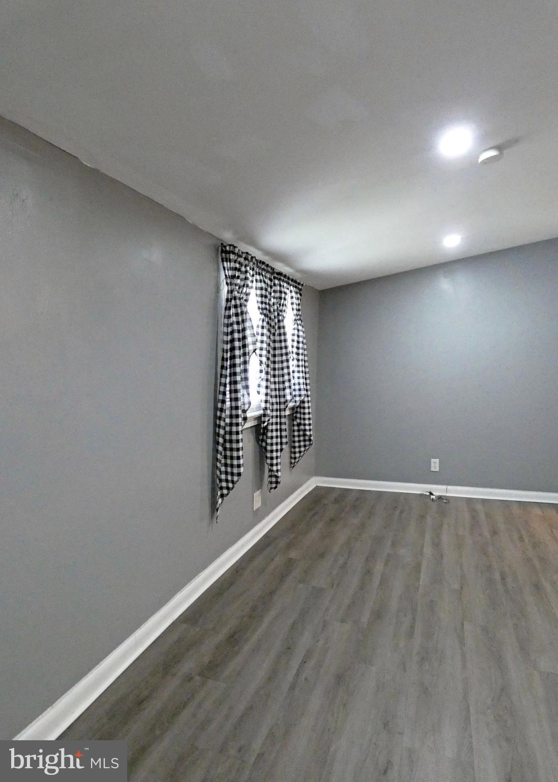 340 Jackson Avenue Carneys Point, NJ 08069 - Photo 13 of 36