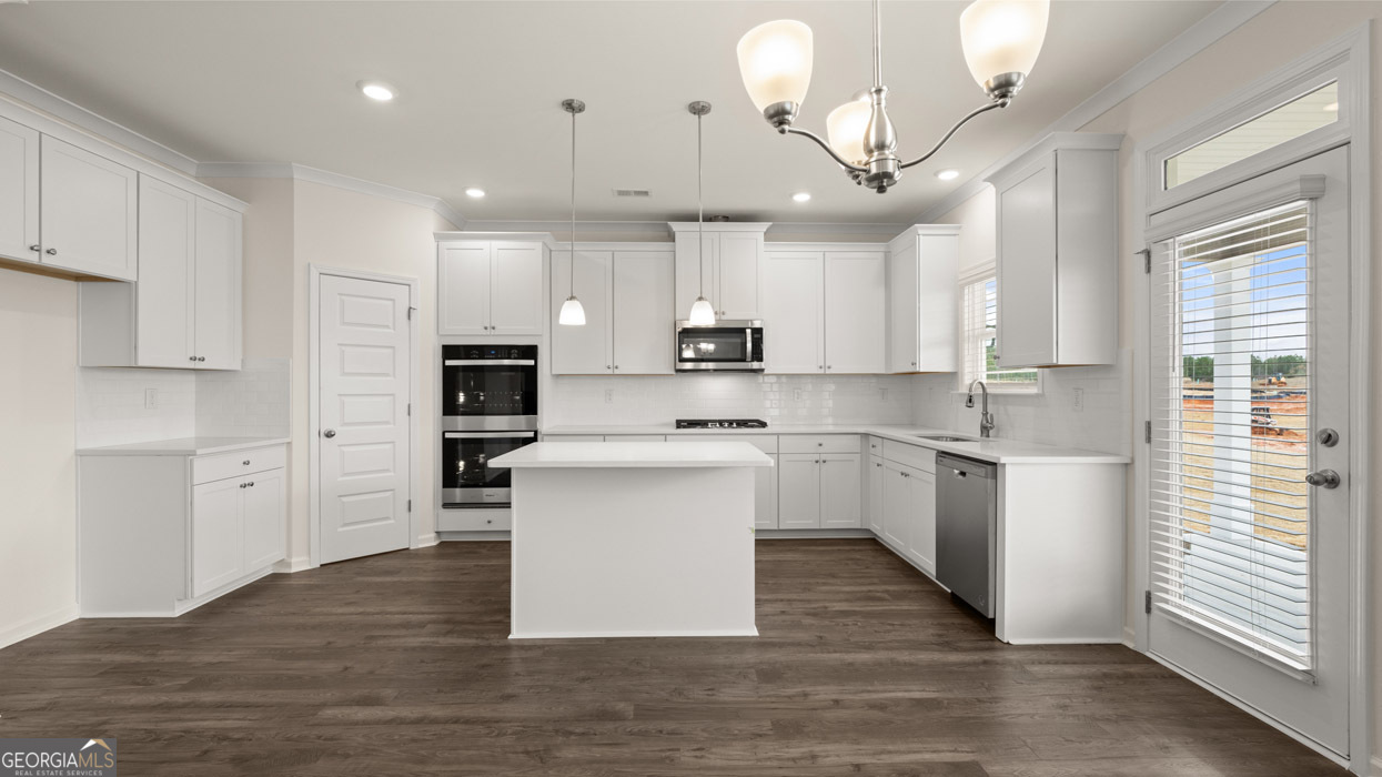 1915 Endress Circle Hampton, GA 30228 - Photo 16 of 61