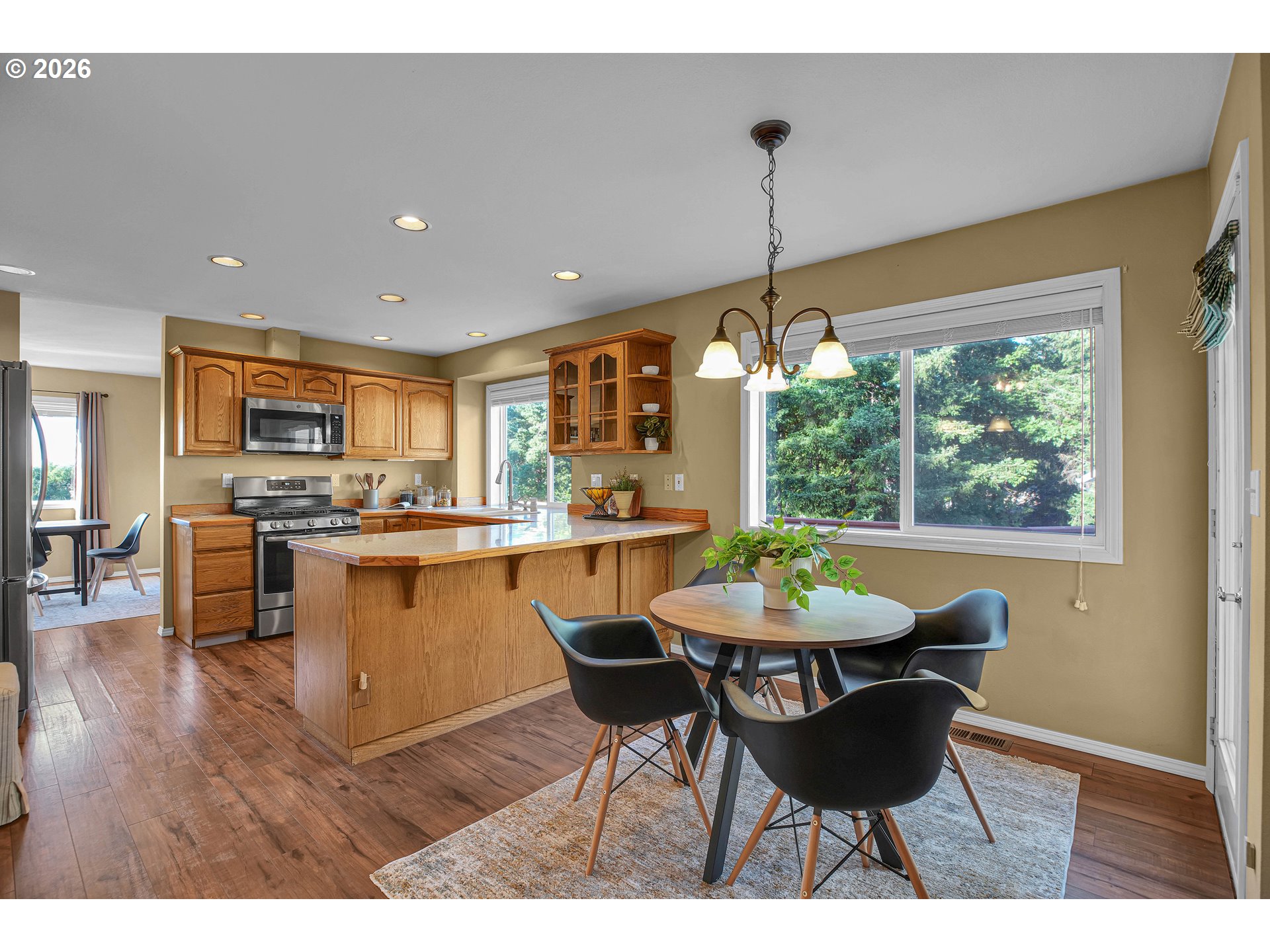 3800 Southwest Rodlun Road Gresham, OR 97080 - Photo 16 of 48 Kitchen/Nook