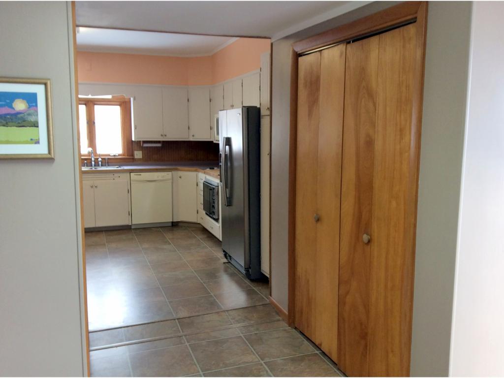 112 Spring Street Hardwick, VT 05843 - Photo 5 of 22 Gallery Image 5