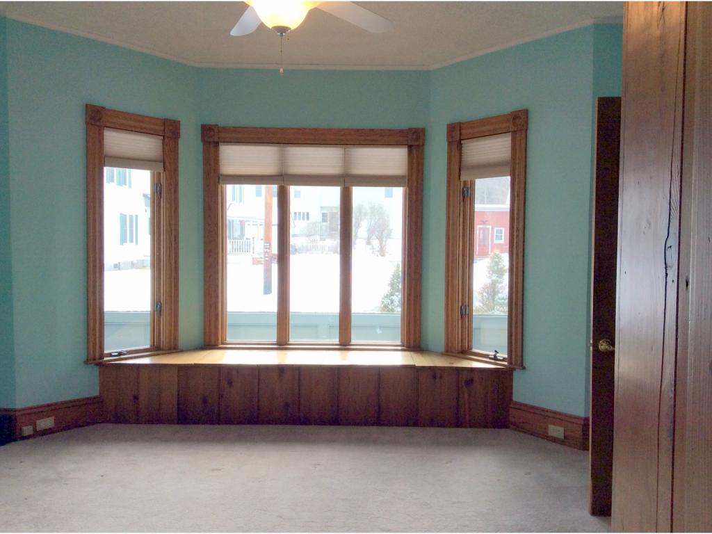 112 Spring Street Hardwick, VT 05843 - Photo 9 of 22 Gallery Image 9