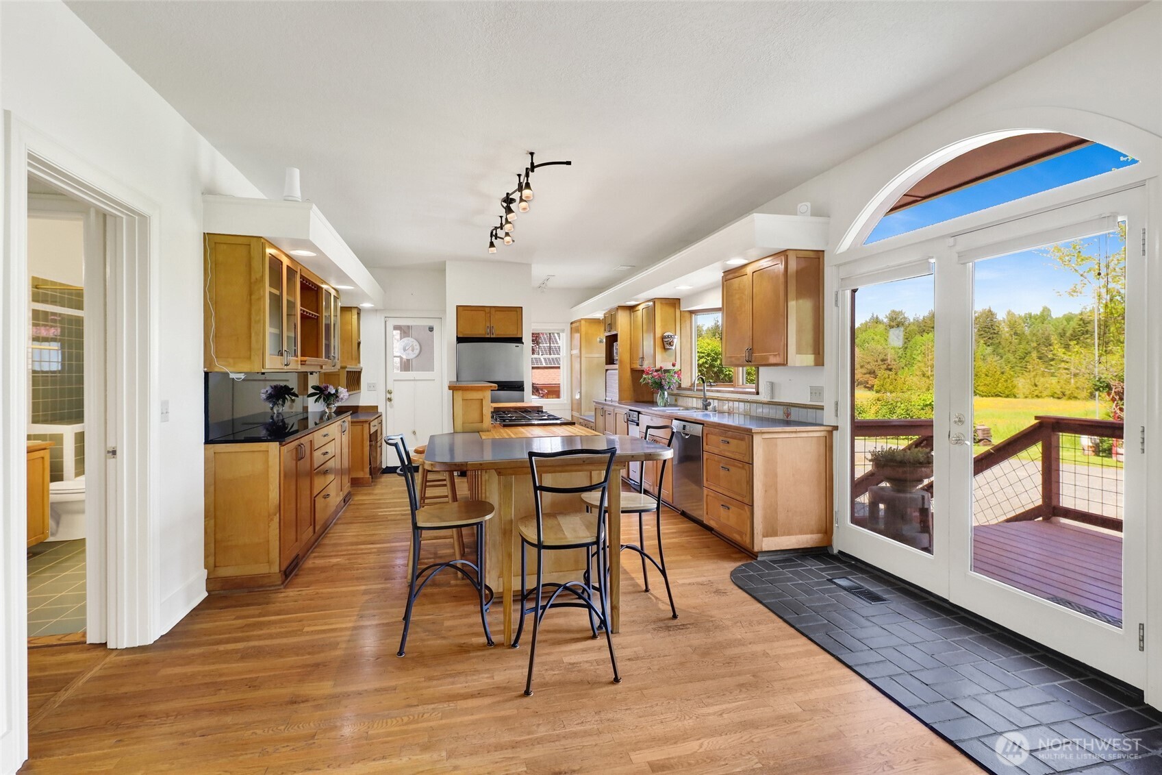 1478 Kelly Road Bellingham, WA 98226 - Photo 15 of 40