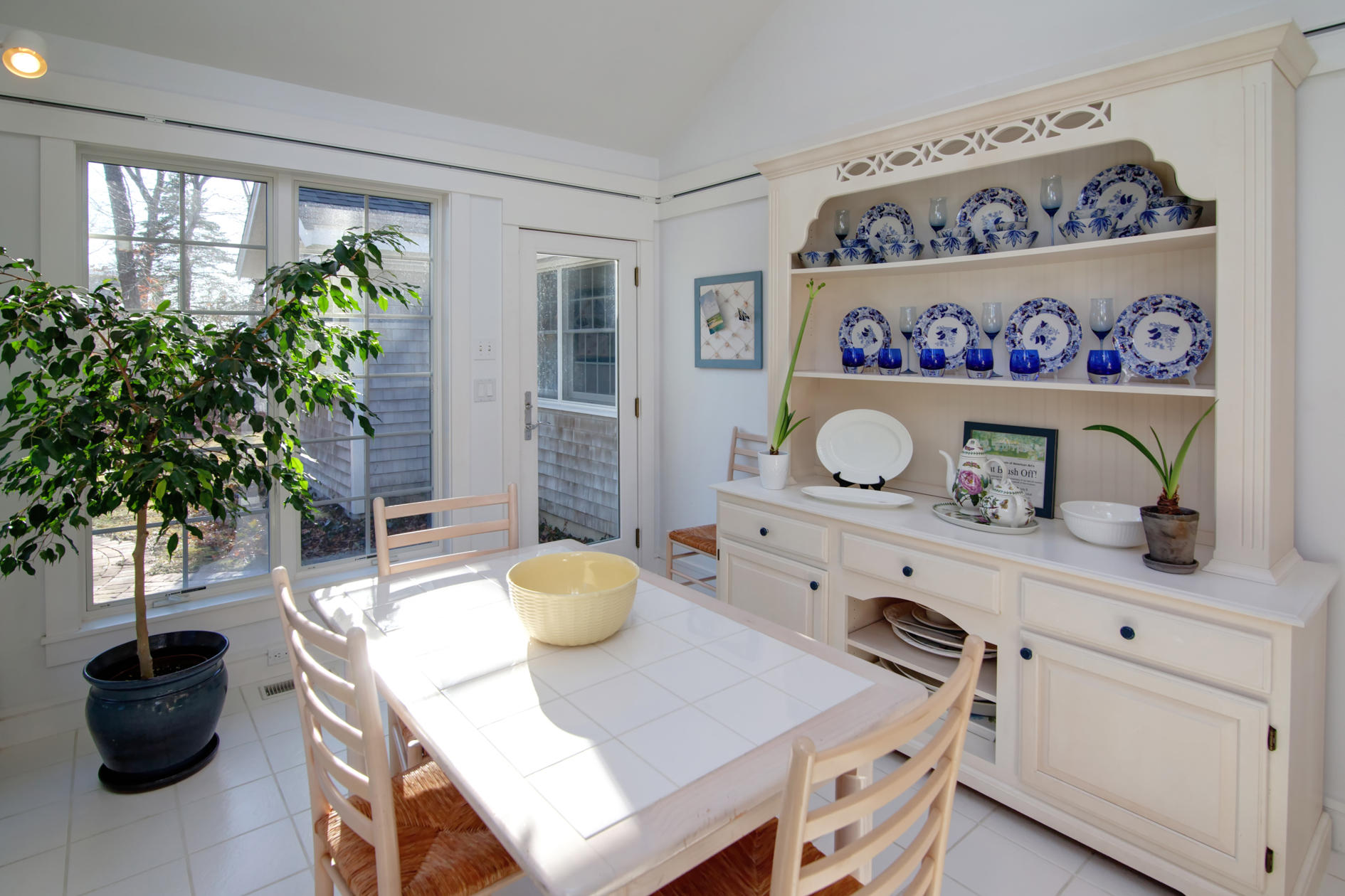 624 Poponessett Road Cotuit, MA 02635 - Photo 12 of 30 023_624PoponessetRd_03092017