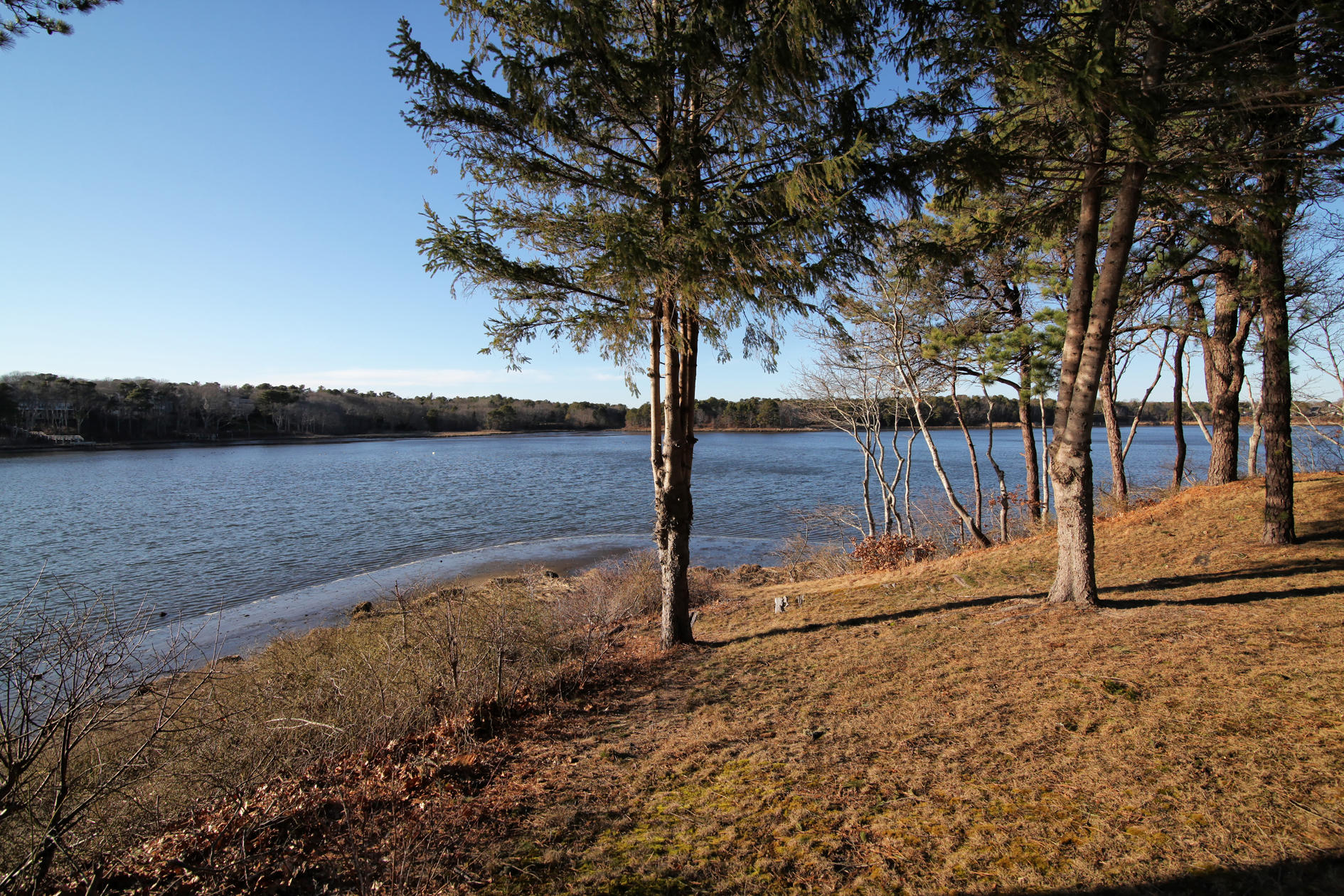 624 Poponessett Road Cotuit, MA 02635 - Photo 27 of 30 046_624PoponessetRd_03092017