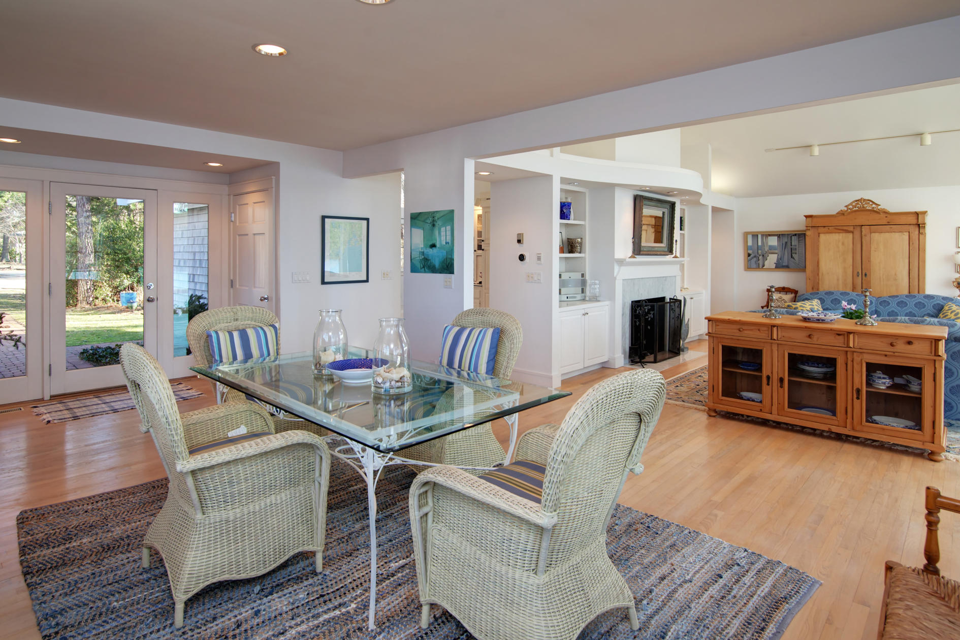 624 Poponessett Road Cotuit, MA 02635 - Photo 9 of 30 007_624PoponessetRd_03092017