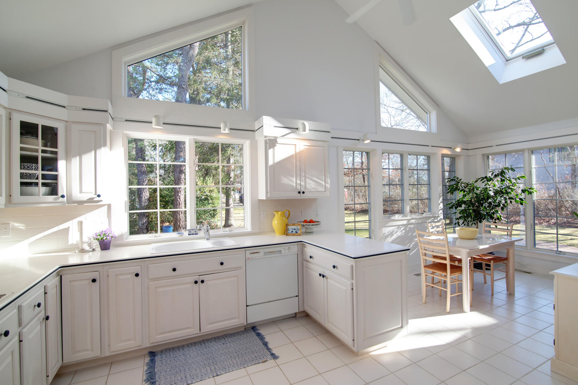 624 Poponessett Road Cotuit, MA 02635 - Photo 10 of 30 020_624PoponessetRd_03092017