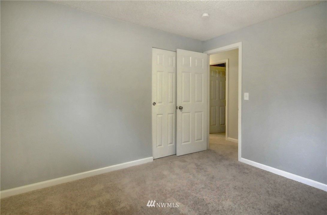 18322 112th Avenue Southeast Renton, WA 98055 - Photo 11 of 22 Gallery Image 11