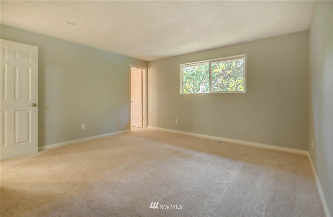 18322 112th Avenue Southeast Renton, WA 98055 - Photo 13 of 22 Gallery Image 13