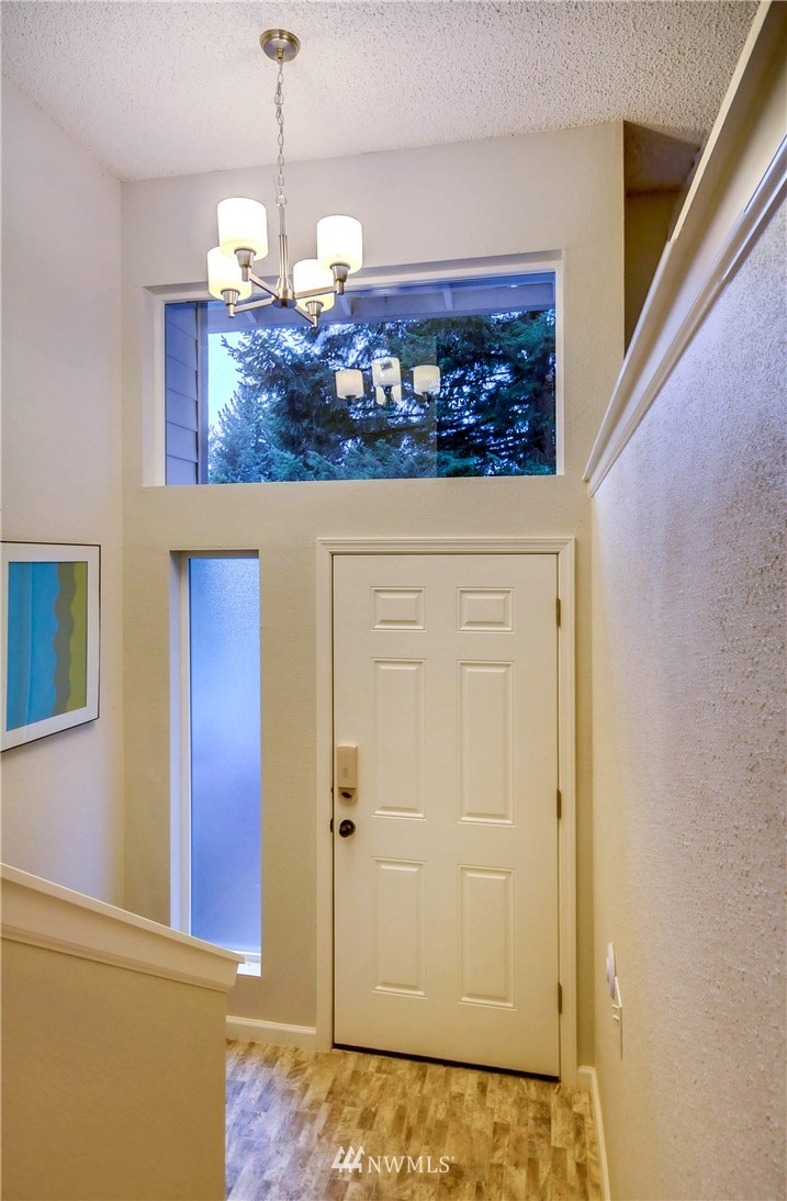 18322 112th Avenue Southeast Renton, WA 98055 - Photo 3 of 22 Gallery Image 3