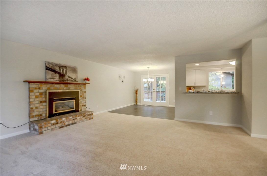 18322 112th Avenue Southeast Renton, WA 98055 - Photo 5 of 22 Gallery Image 5