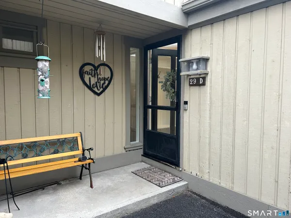 $325,000 | 29 Heritage Village, Unit D, Southbury, CT 06488