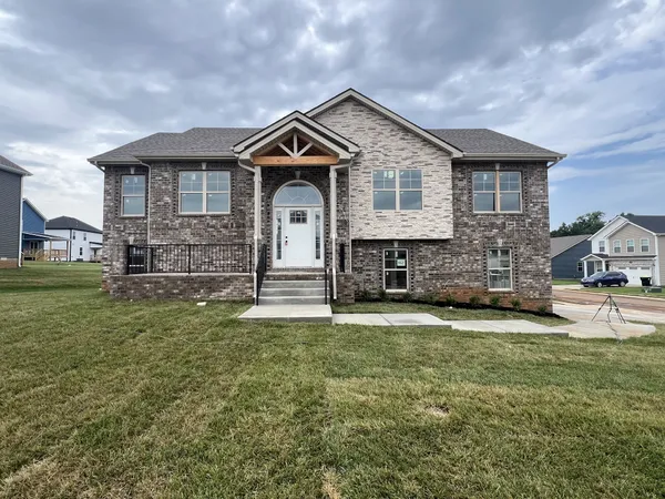 $447,400 | 794 Carrillo Drive, Clarksville, TN 37040