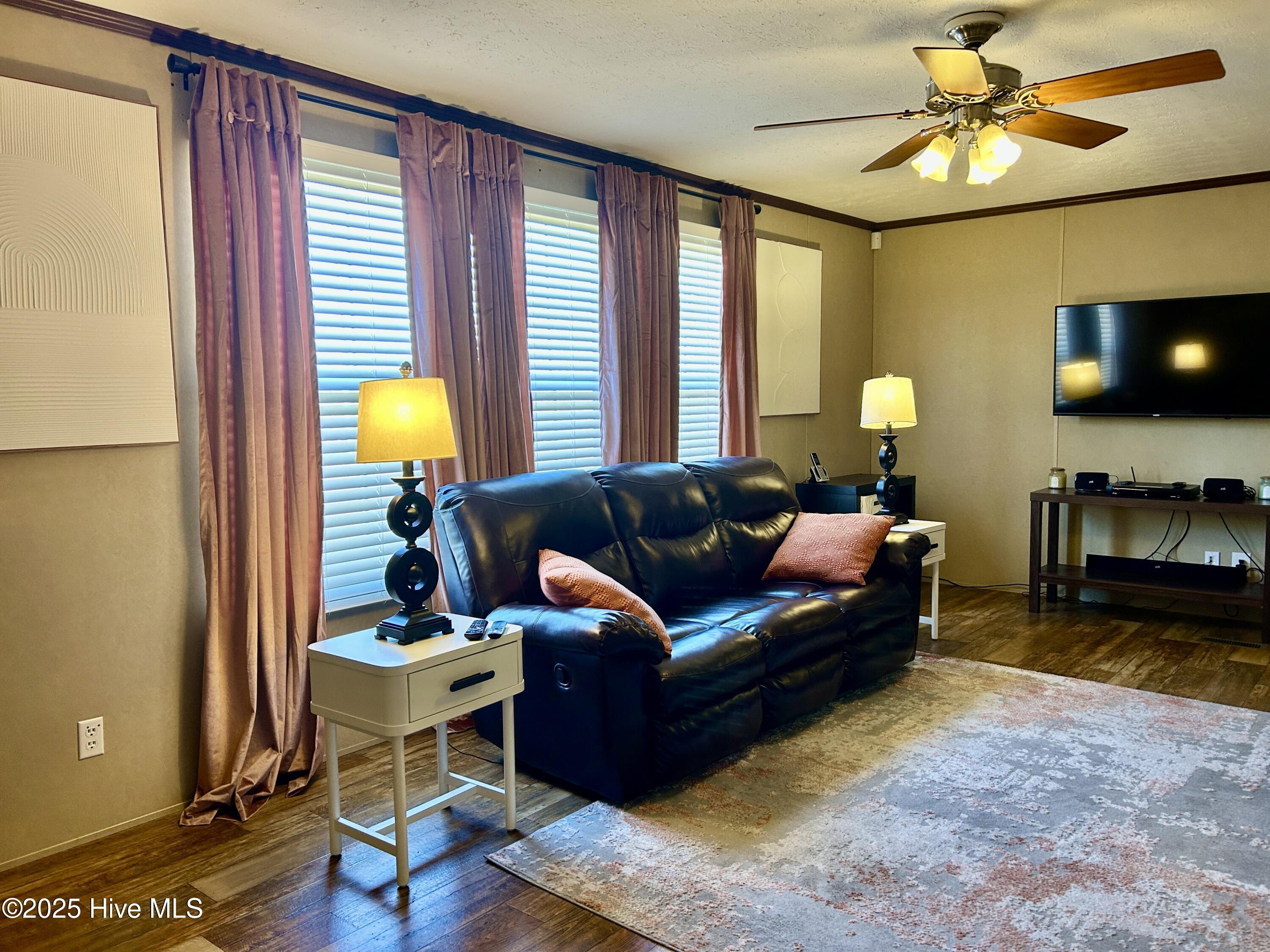 220 Morning Road Windsor, NC 27983 - Photo 23 of 46 family room