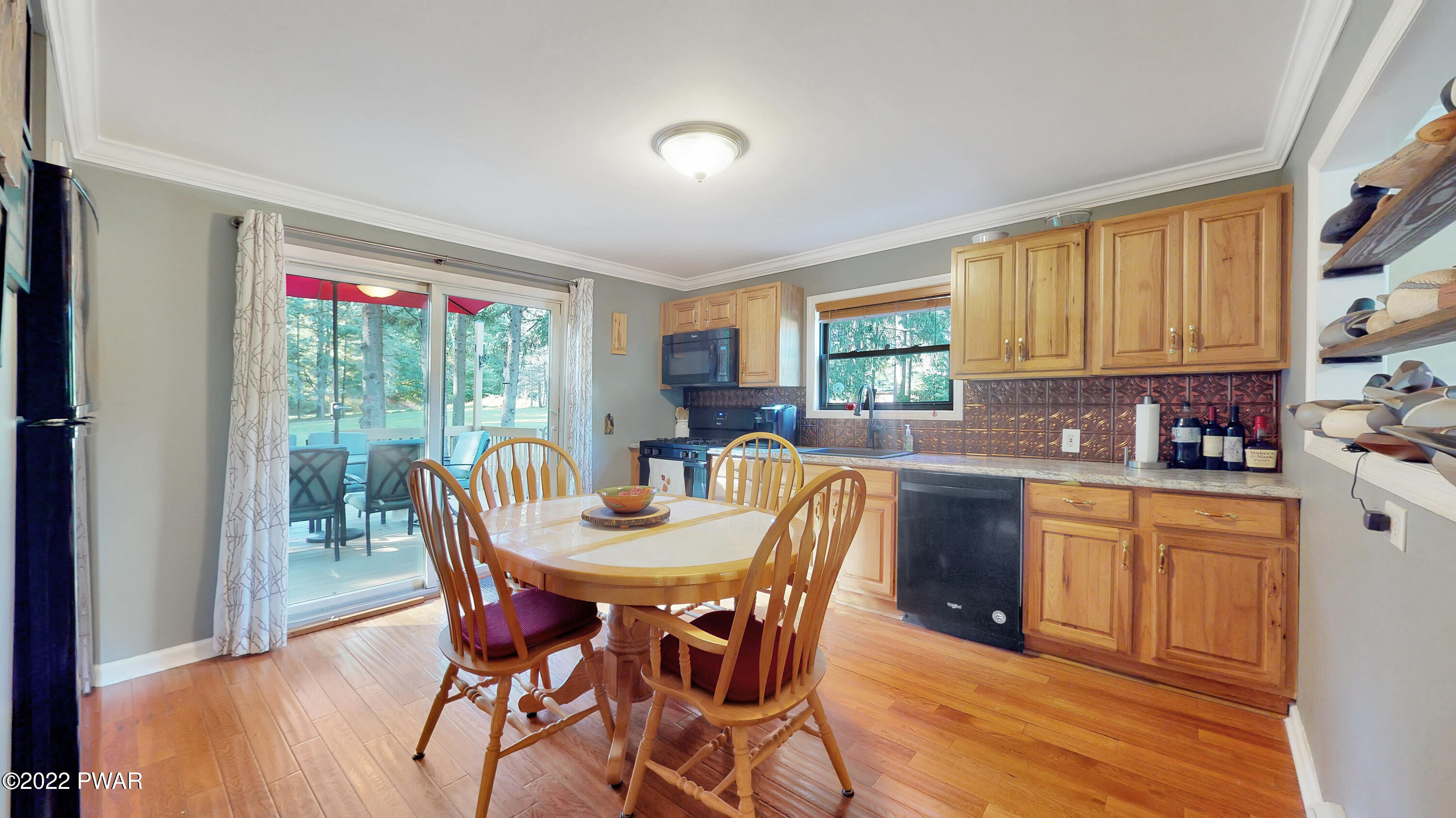 109 Nitche Road Shohola, PA 18458 - Photo 8 of 38 109-Nitche-09042022_163440
