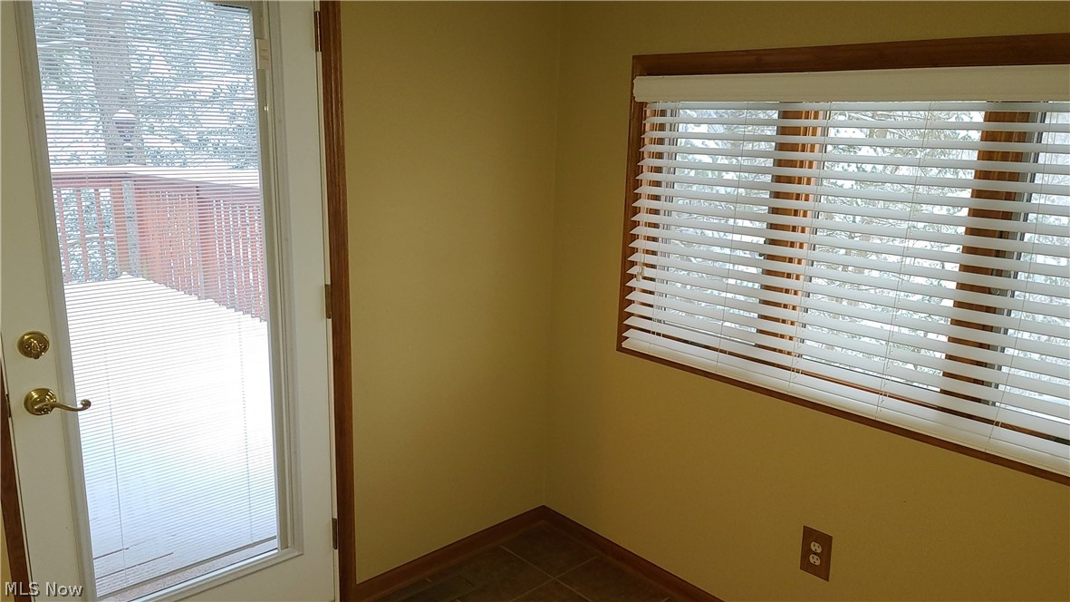 8010 Pyle South Amherst Road Amherst, OH 44001 - Photo 15 of 20 Gallery Image 15