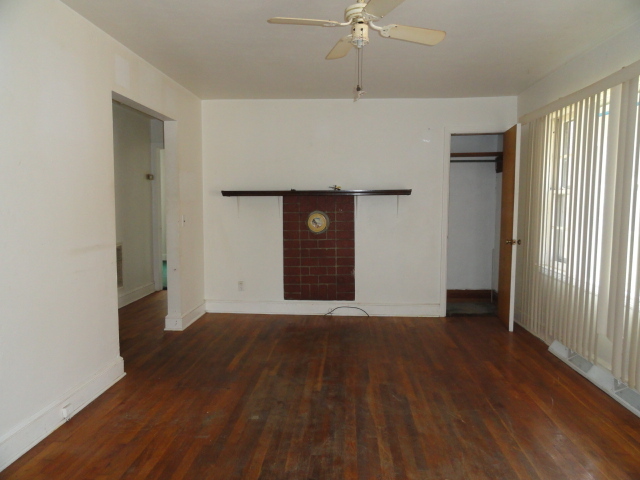 194 Cope Craig Road Bassett, VA 24055 - Photo 4 of 6 Living Room
