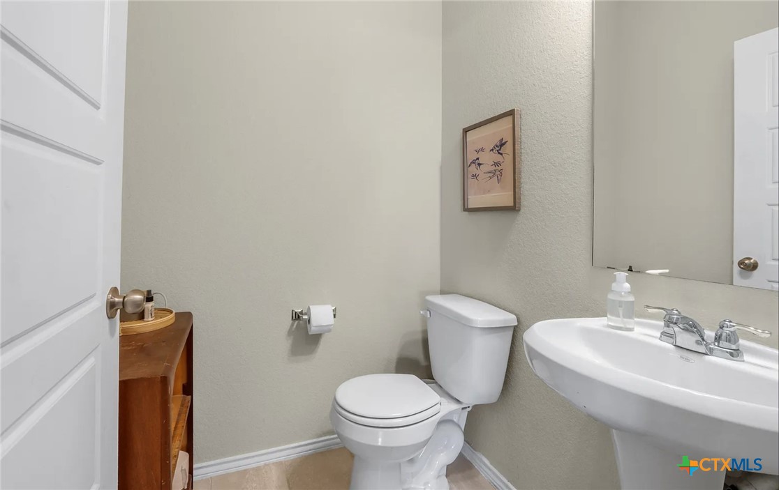 1642 Ranch House New Braunfels, TX 78132 - Photo 3 of 34