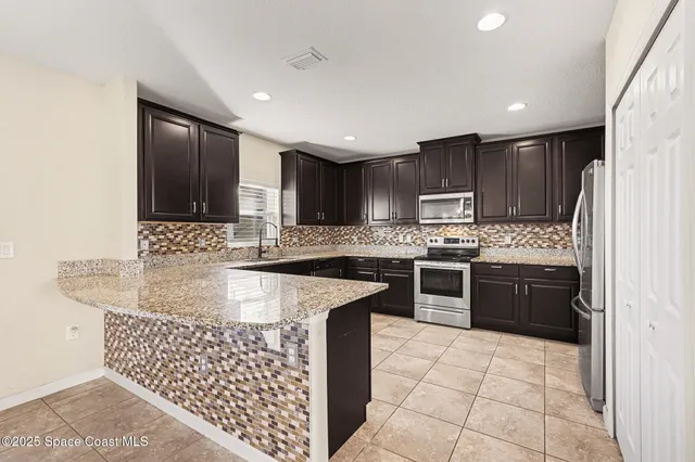 $520,000 | 505 Horsemint Avenue, West Melbourne, FL 32904