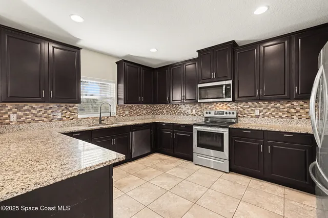 $520,000 | 505 Horsemint Avenue, West Melbourne, FL 32904