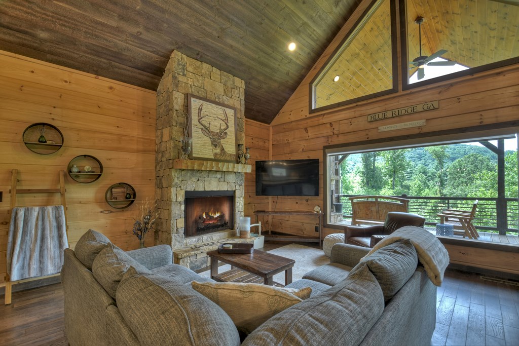 284 Quail Ridge Road Blue Ridge, GA 30513 - Photo 17 of 70