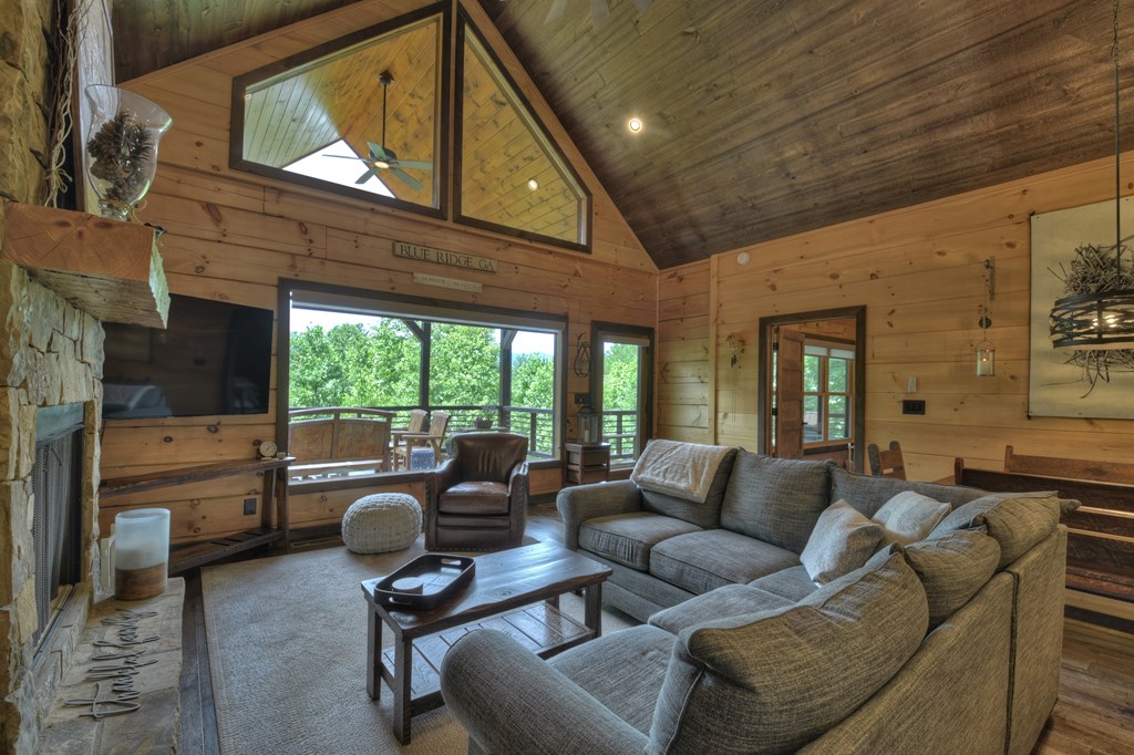 284 Quail Ridge Road Blue Ridge, GA 30513 - Photo 18 of 70