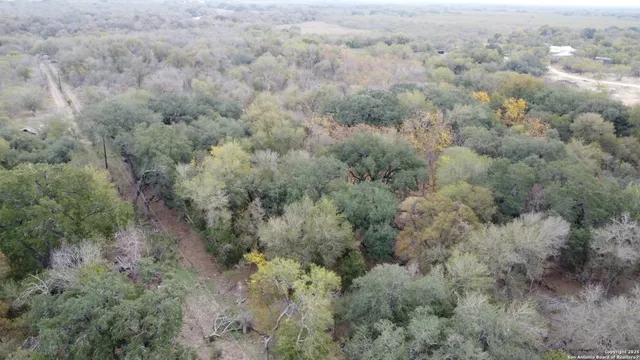 $199,000 | 686 County Road 545, Hondo, TX 78861