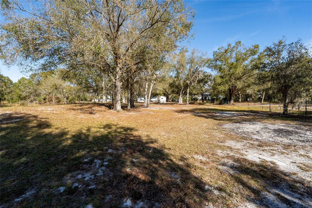 915 Keen Road, Unit 915 Frostproof, FL 33843 - Photo 11 of 53